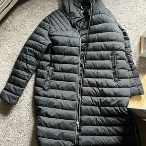 Bernardo Black Puffer Jacket with Quilted Design